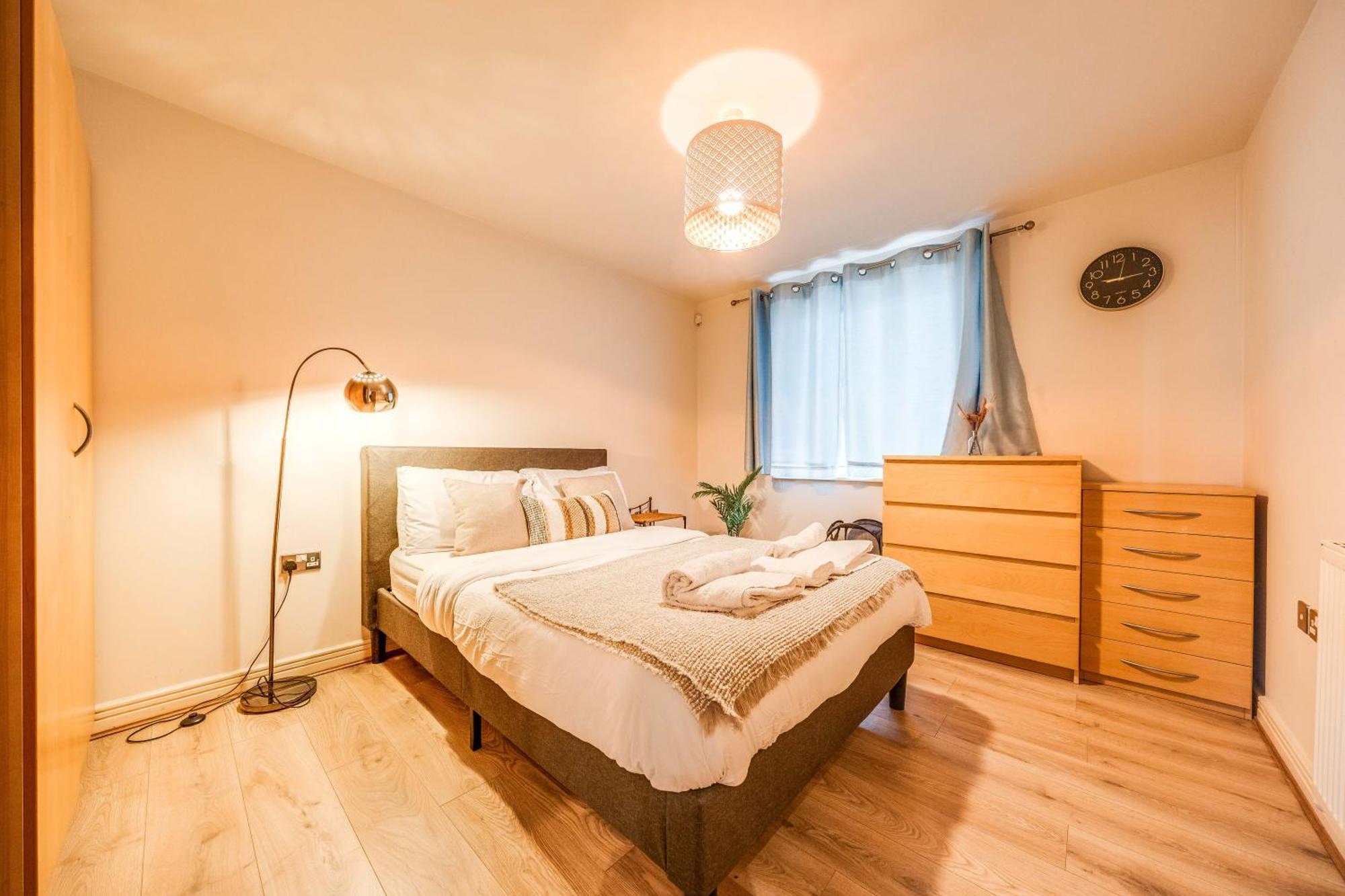 Canary Wharf O2 Excel Flat With Parking & Balcony Londres