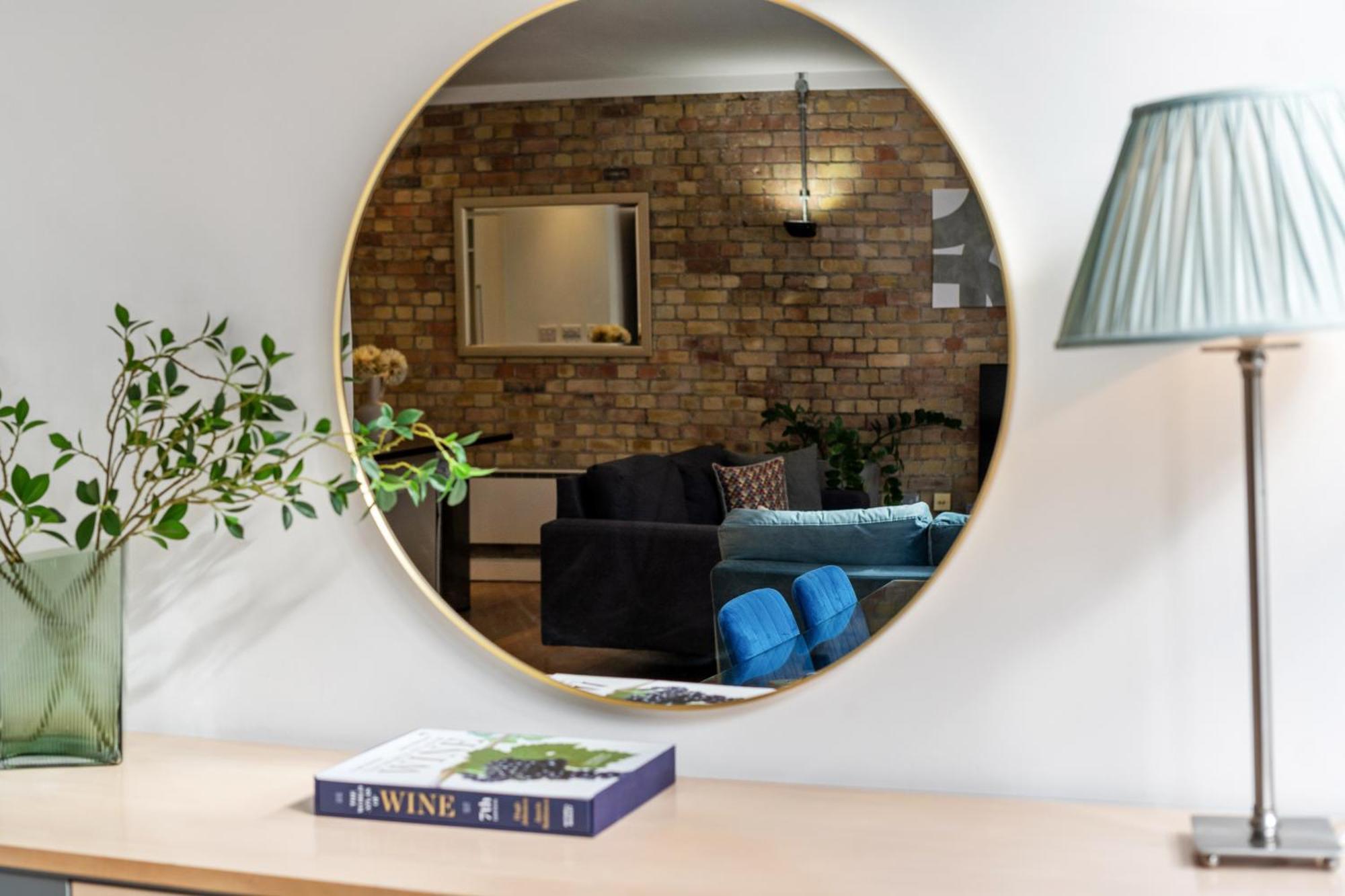 Spitalfields Sanctuary 2 Bed 2 Bath 100sqm Aprt Apartment London