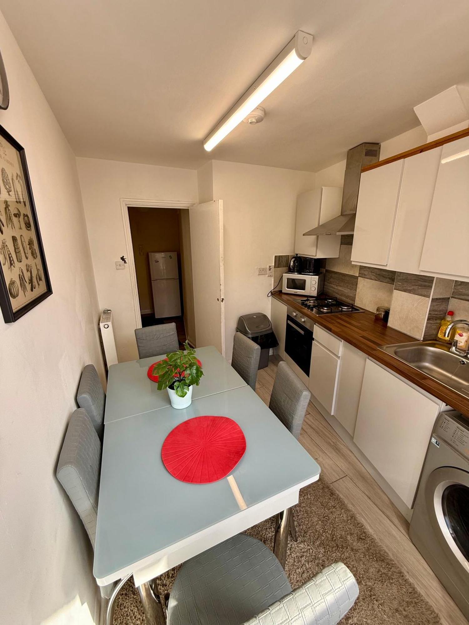 Enormous Family Flat *