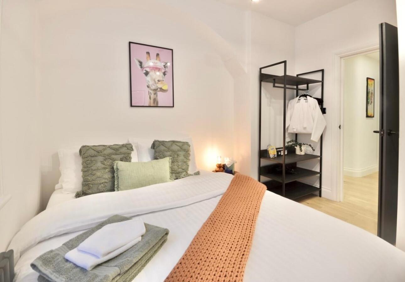 Appartement Newly Refurbished W/ River Views *