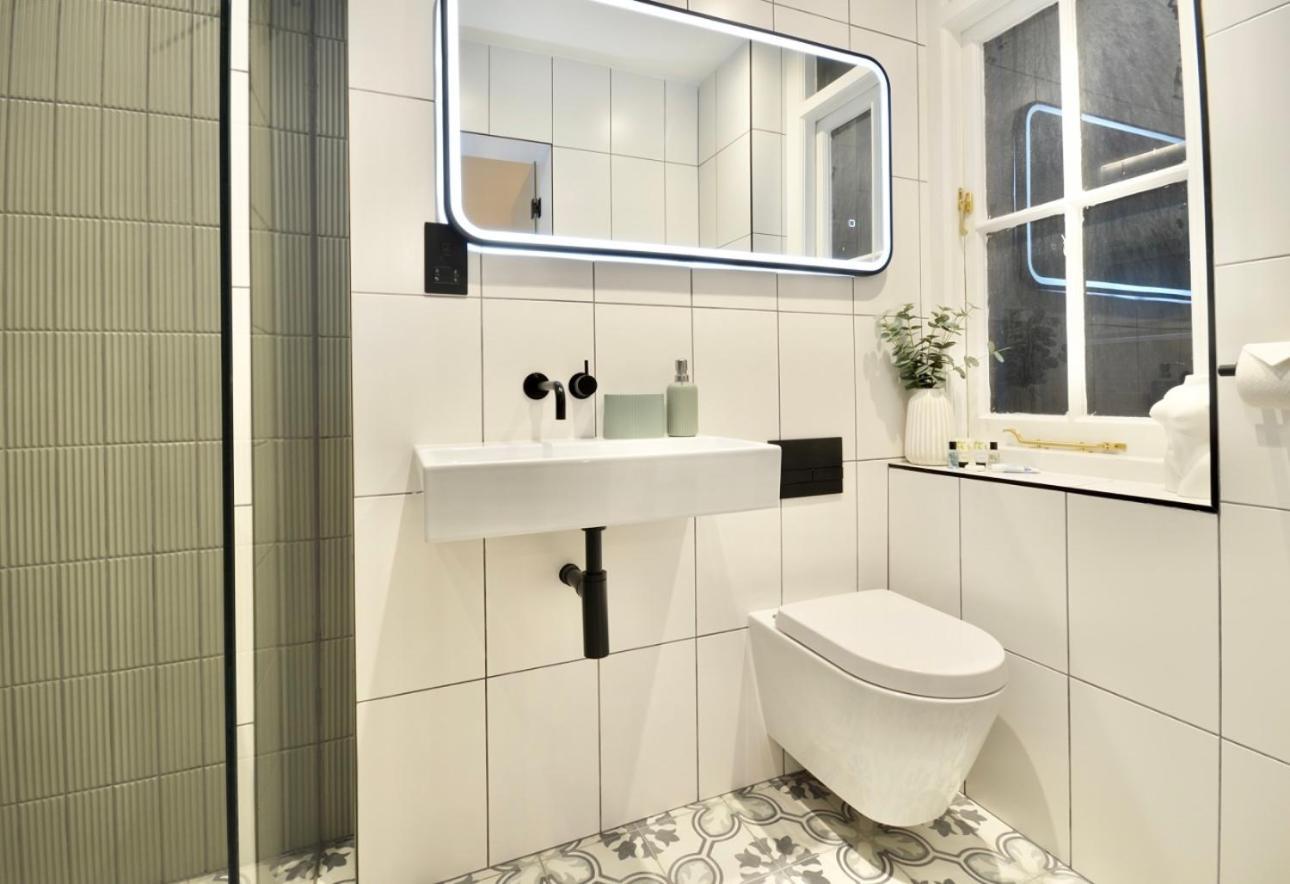 Newly Refurbished W/ River Views Appartement Londres
