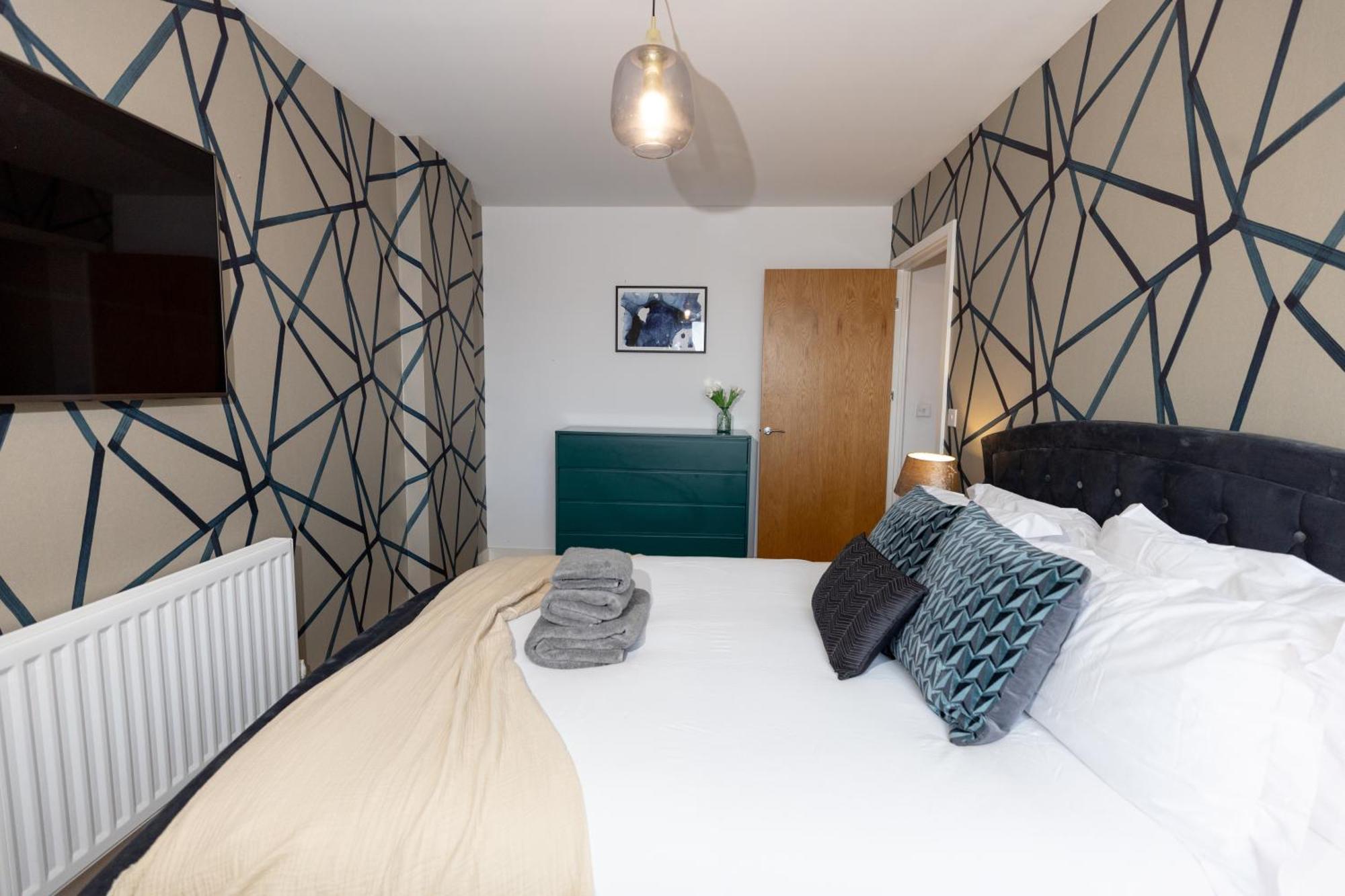 Stylish 3 Bed Near Downtown & Free Parking Londres