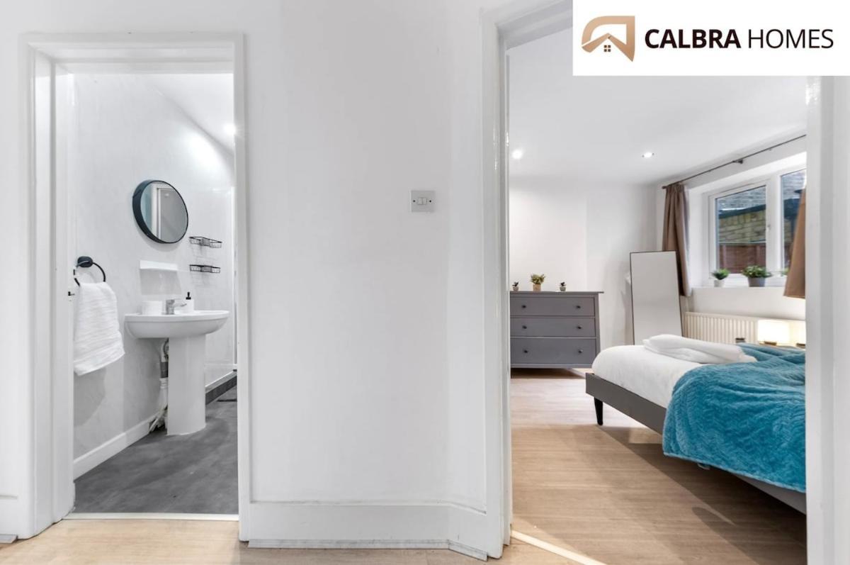 Appartement Urban Hideaway, Private Garden, 2 Mins To Station Londres
