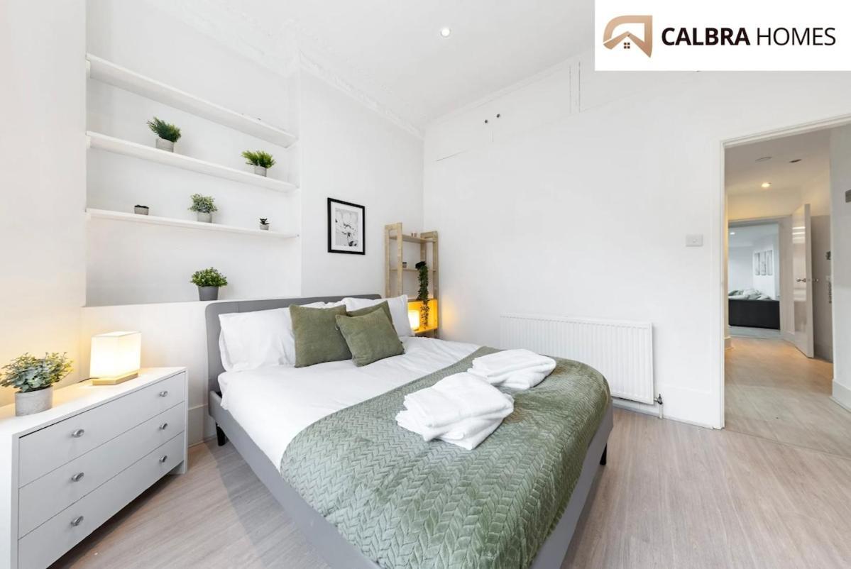 Urban Hideaway, Private Garden, 2 Mins To Station Appartement Londres