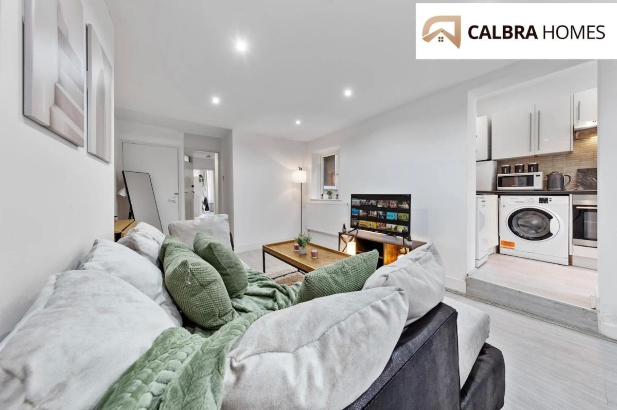 Apartamento Urban Hideaway, Private Garden, 2 Mins To Station Londres