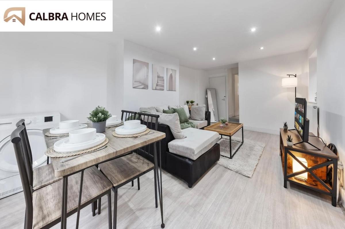 Urban Hideaway, Private Garden, 2 Mins To Station Appartement Londres