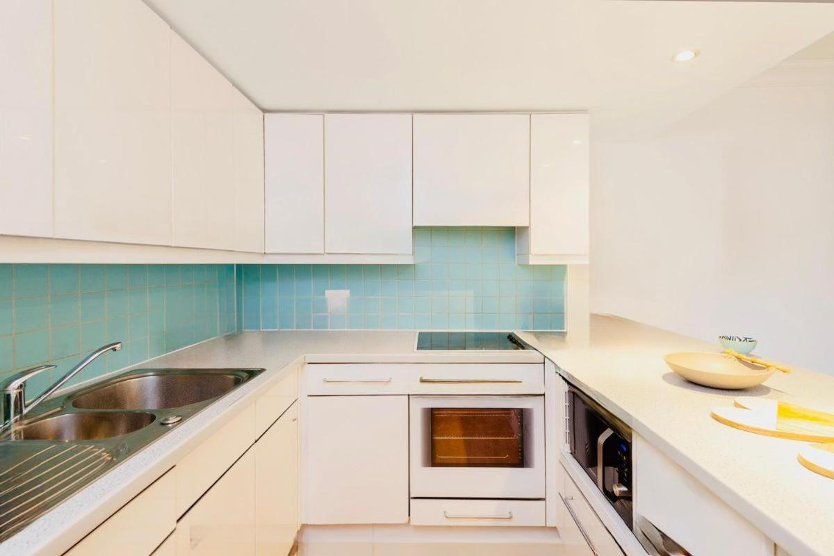 Unrivaled Elegance In 3 Bedroom Covent Garden Londres