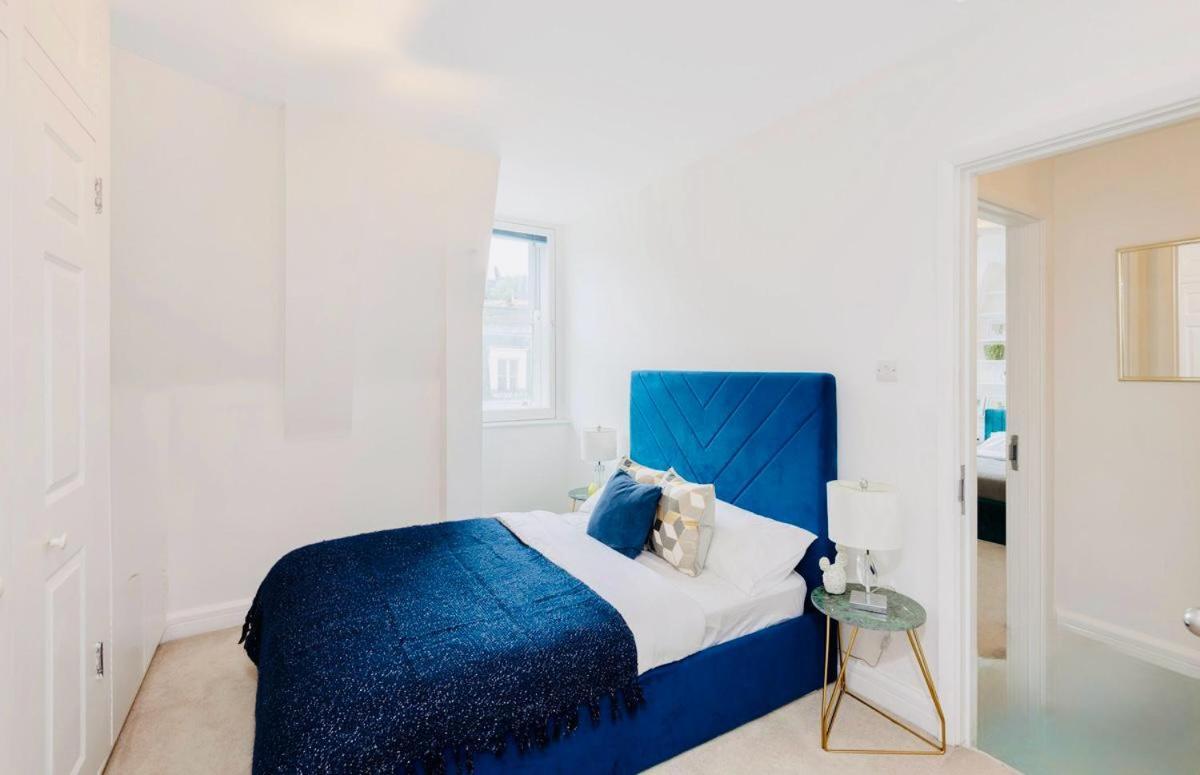 Unrivaled Elegance In 3 Bedroom Covent Garden Londres
