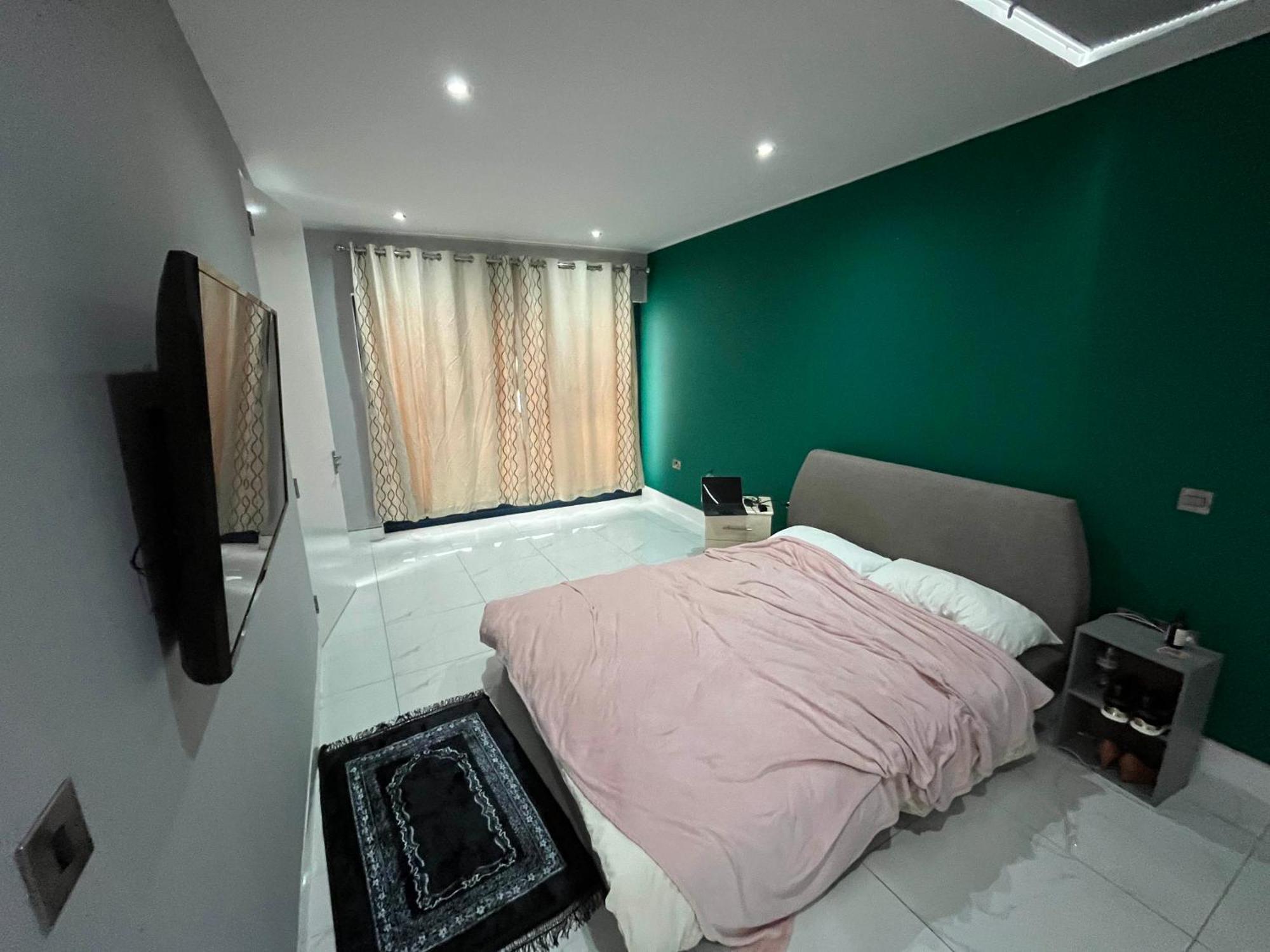 Holborn Beautiful One Bedroom Flat * Londres