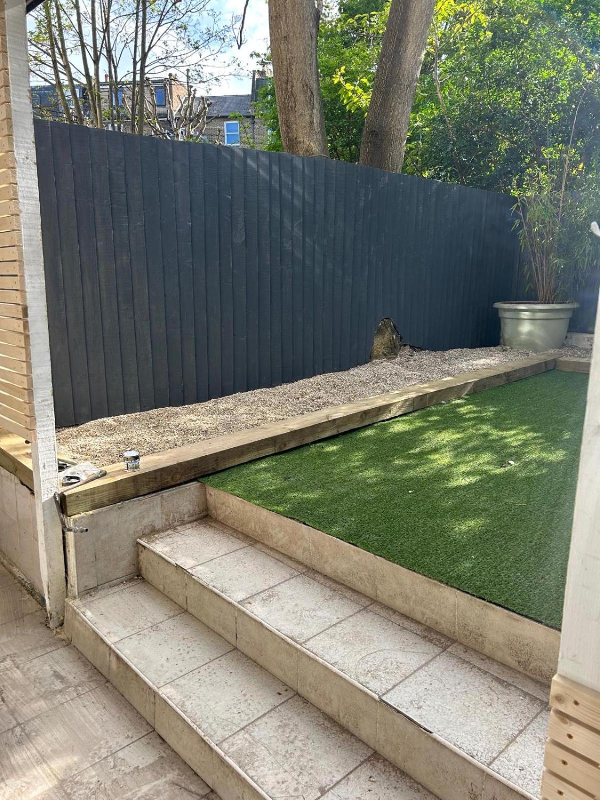 Stunning 3-bedroom, 2-bathroom, Garden & Hot Tub, West Kensington Appartement *