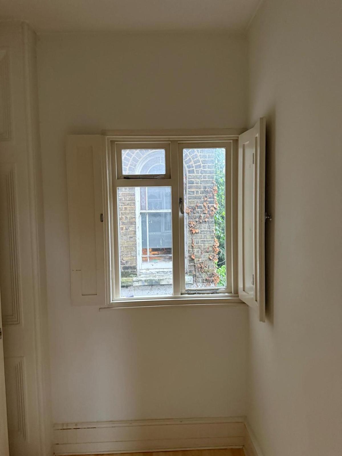 Newly Refurbished- Awesome Very Central Flat In Famous Notting Hill With A Balcony Appartement