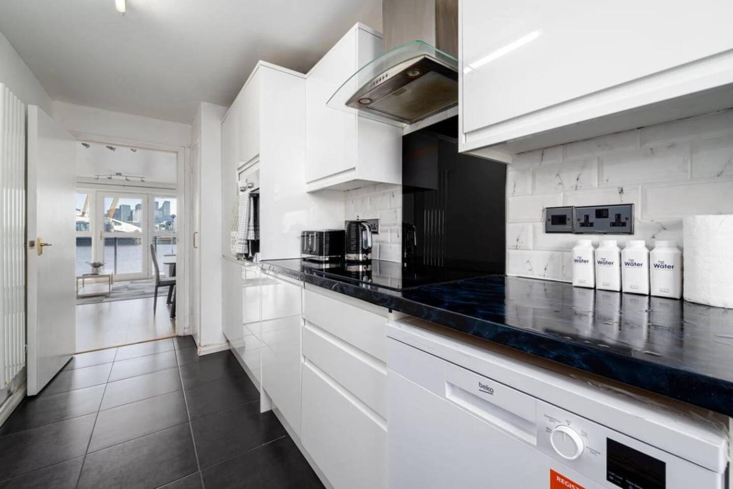 Luxury Two Bedroom River View In Canary Wharf Appartement Londres