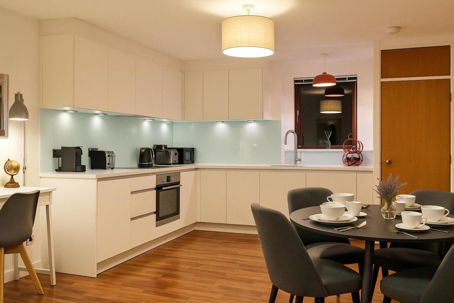 Charming 2 Bedroom Flat In The Heart Of London, 2 Mins To Trafalgar Square! * Londres