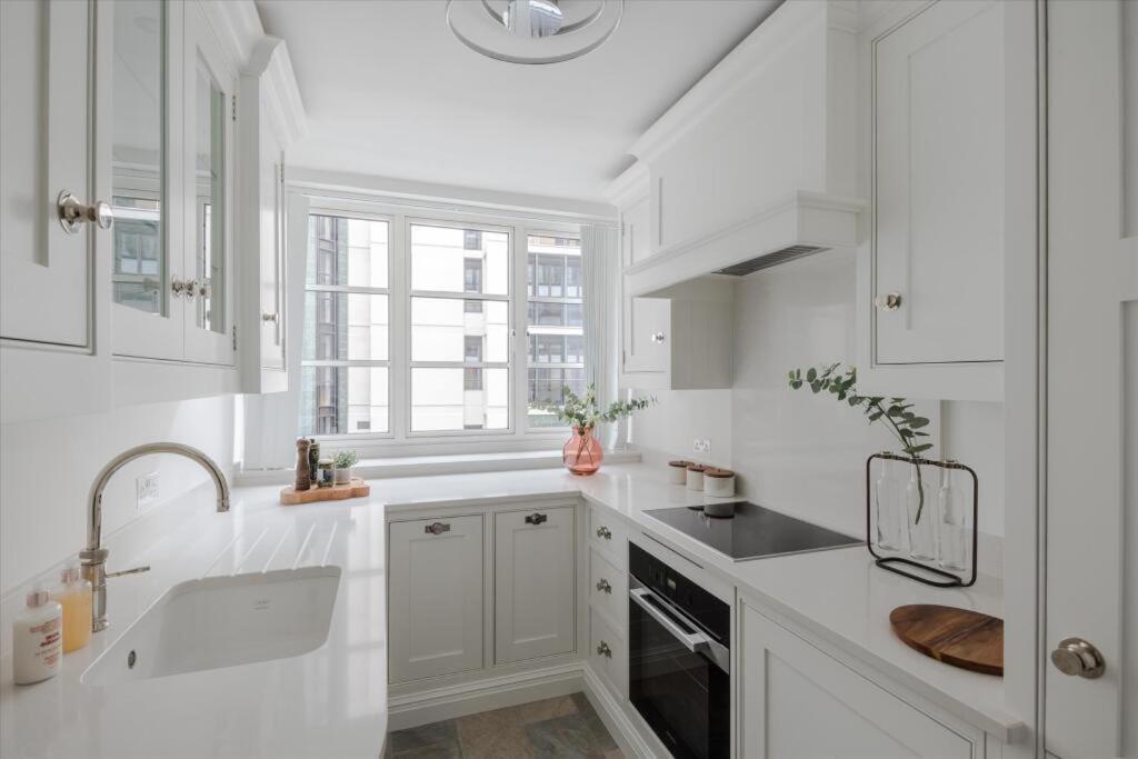 Park Mayfair Penthouse Super King Beds * Londres