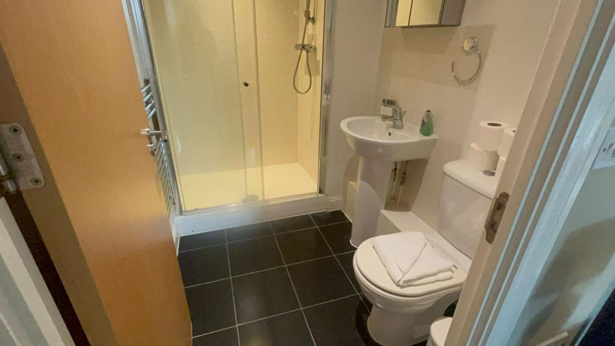 Relaxing Nine Elms - Walk To Cafes, Shops & River * Londres