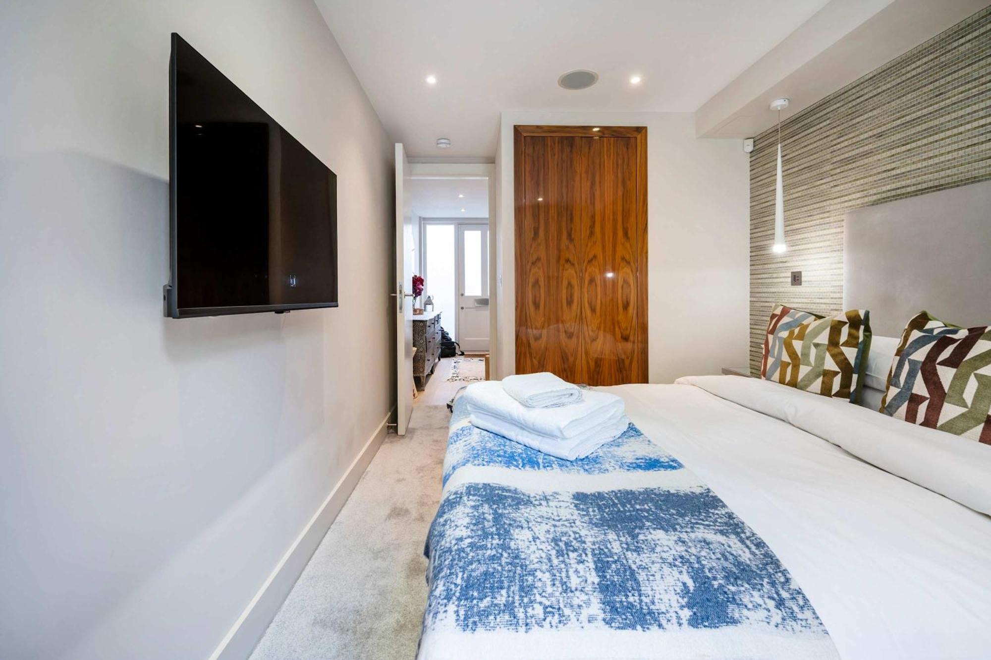 The Bohemian Rhapsody, Hampstead - By Out Of Office Lifestyle *