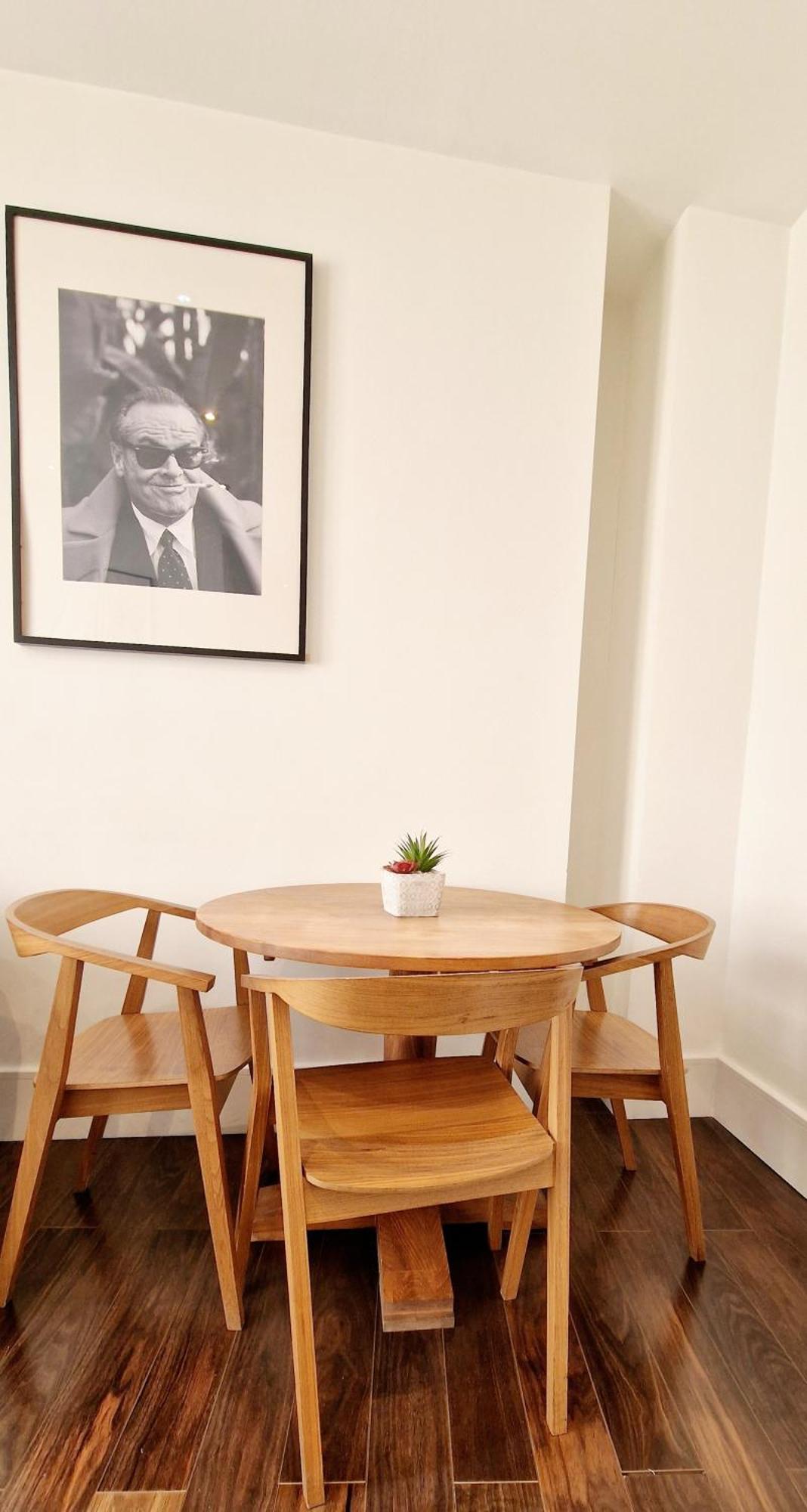 Clockwork Flats Apartment *