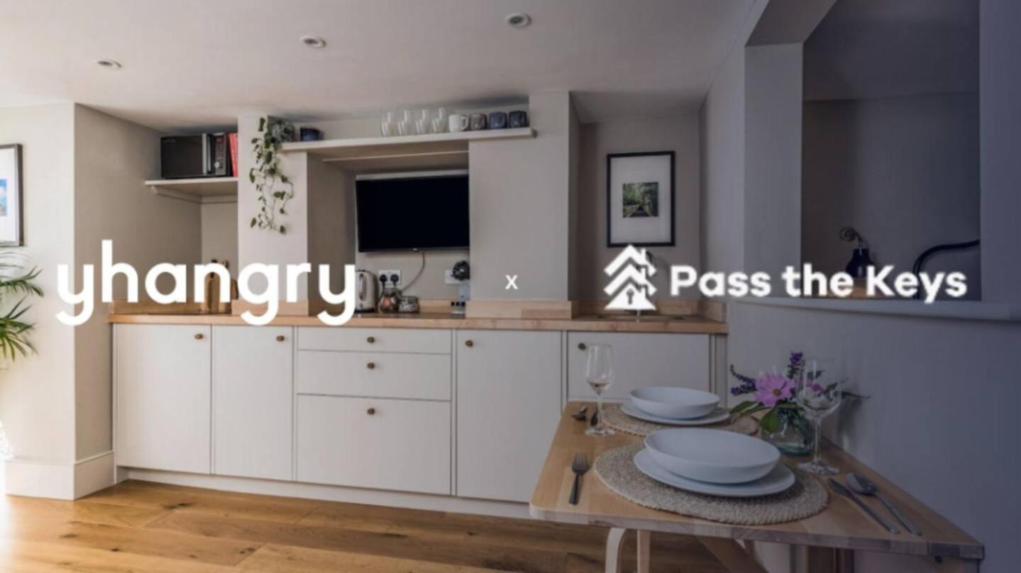 Apartment Pass The Keys Wimbledon Hideaway London