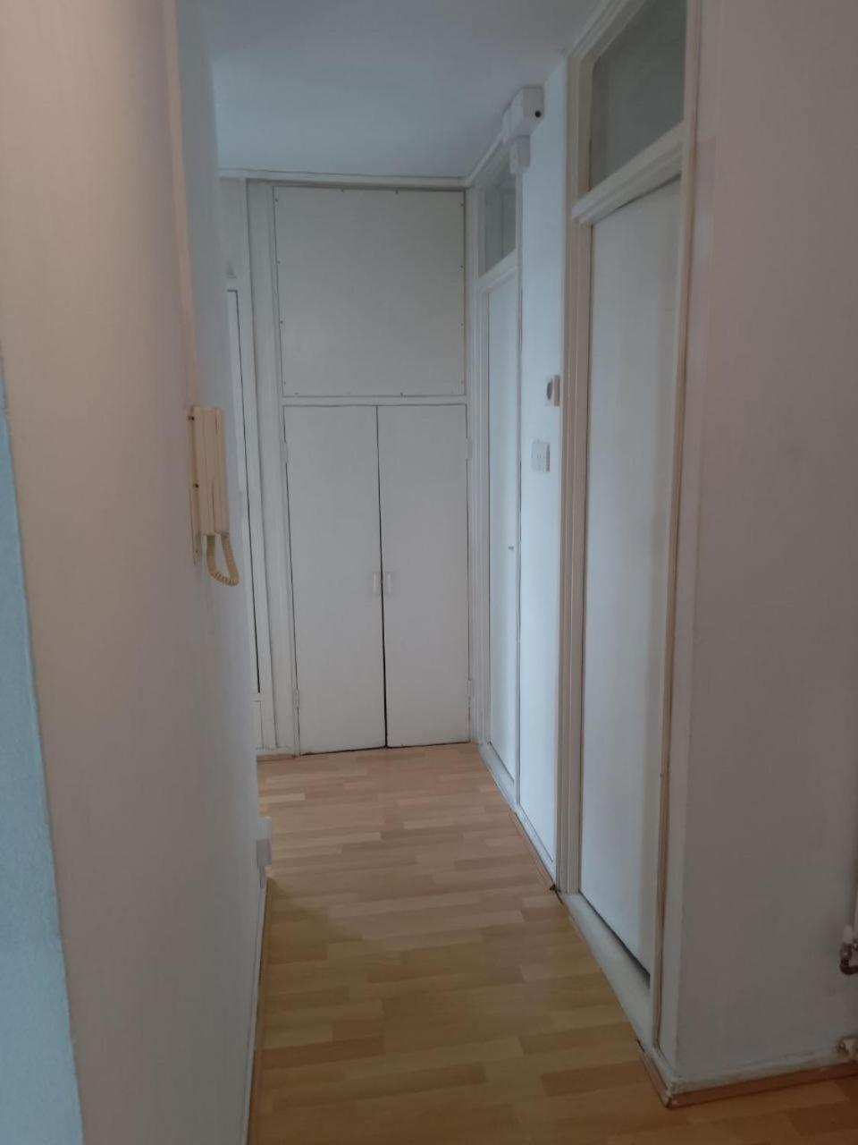 Double In A Cosy Flat In Tooting London