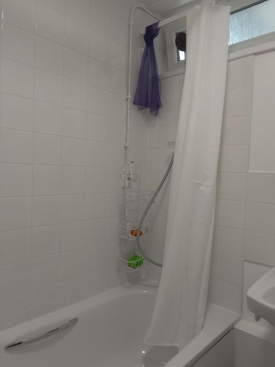 Double In A Cosy Flat In Tooting Homestay *