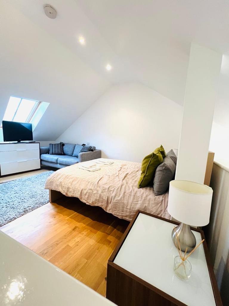 Tower Bridge Apartment