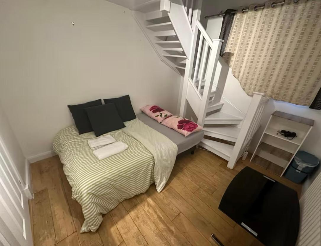 Cozy Rooms Near Central London * Londres