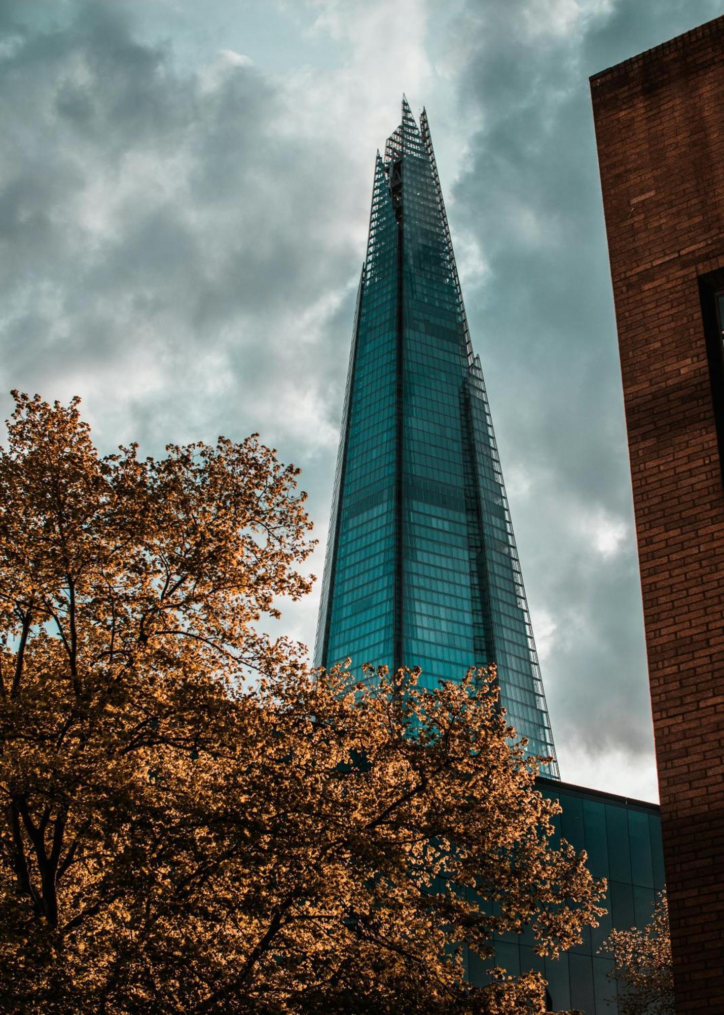 2bd In Whitechapel, *