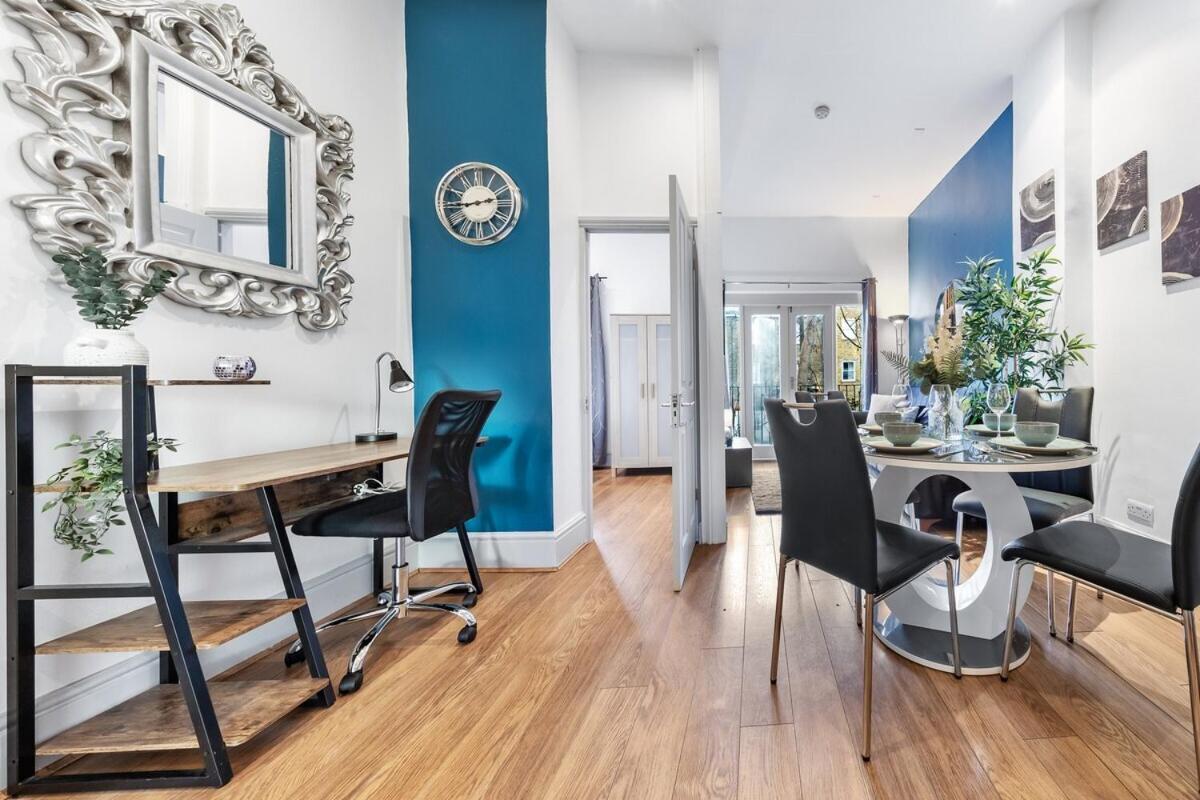 Apartamento Luxurious 3 Bedroom Flat With Balcony In Kensington For 7 Next To Station Near Harrods *