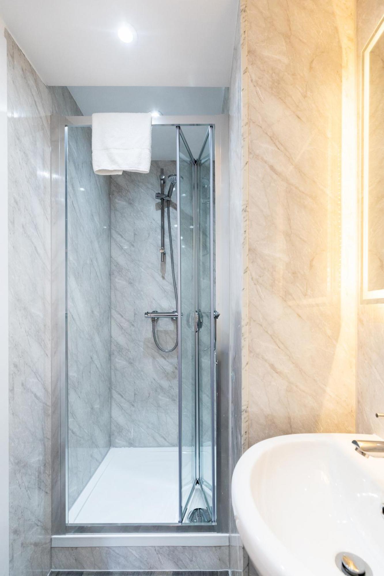 The Chapter Hotels- Leisure * Londen