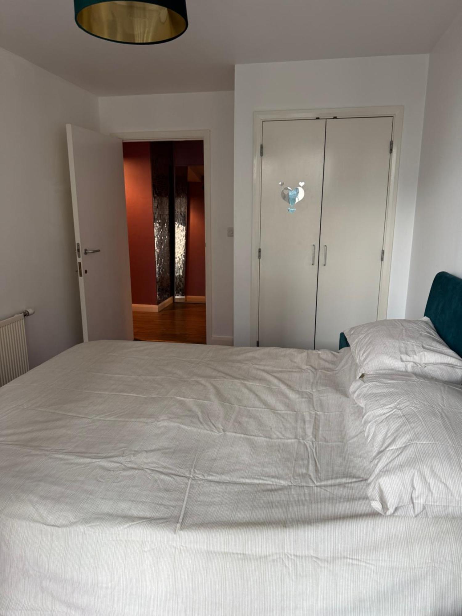 Cozy 2 Bed Flat 5min Walk To Stratford Westfield * Londres