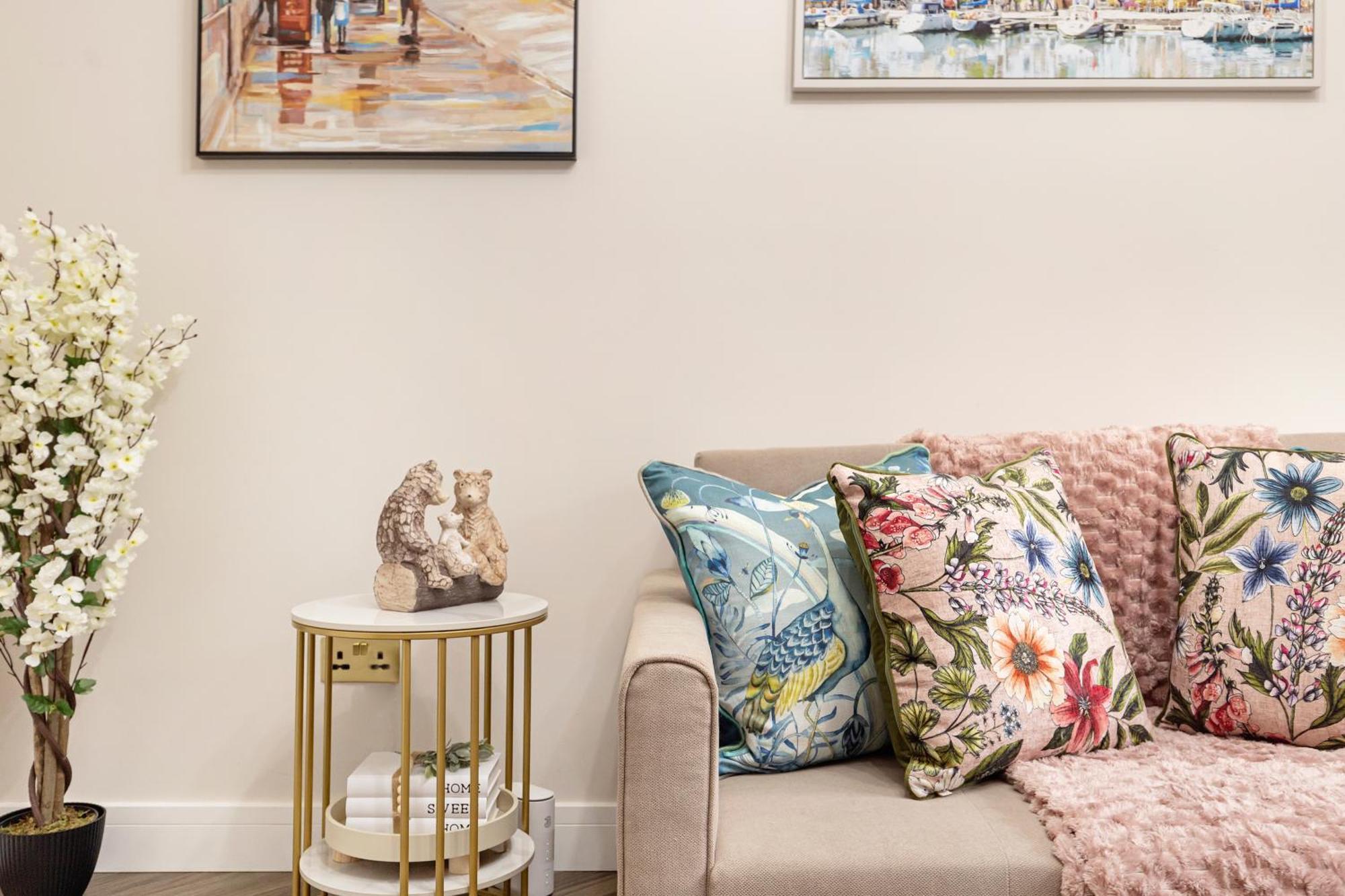 Stylish Gem Next Transport Easy Access Ctr * Londres