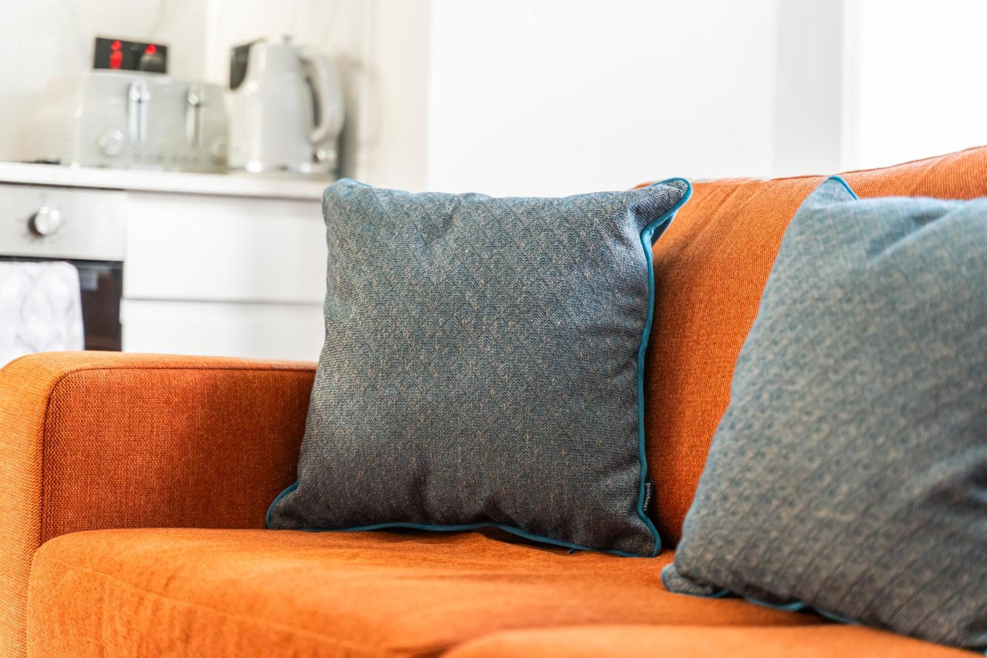 Stunning 4 Bed, Sleeps 10, Parking Appartement Londres