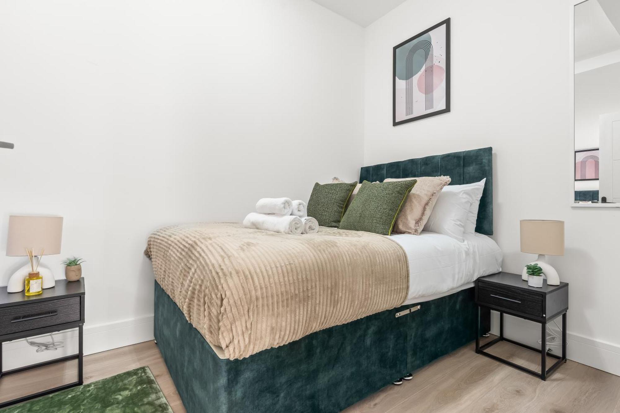 Stunning 4 Bed, Sleeps 10, Parking Londres