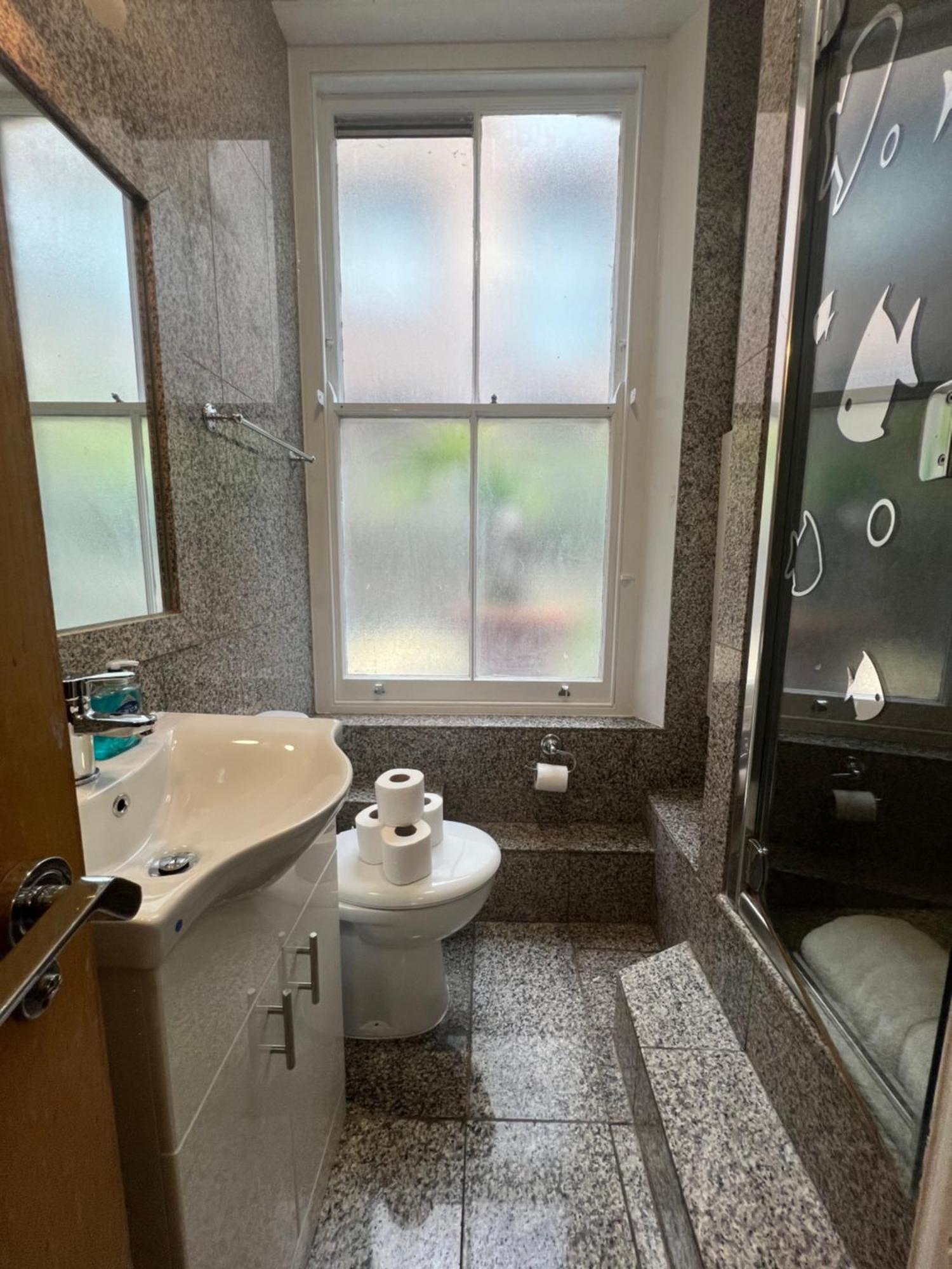 Stylish And Modern In Vibrant Soho Unbeatable Location Wdg