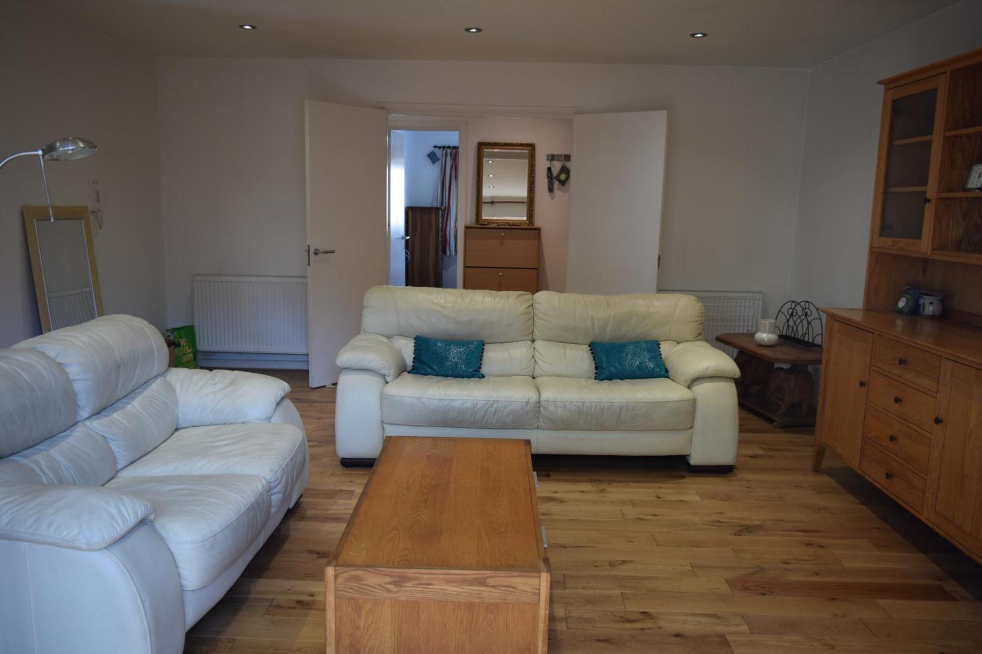 Appartement London Stratford - Spacious 2 Bed Flat With Secured Parking & Private Garden Londres