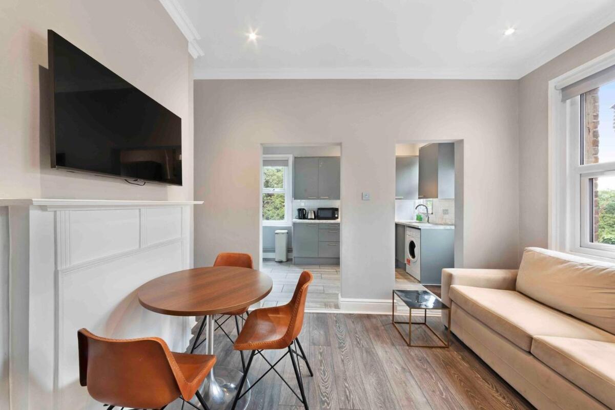 North Kensington Westfield 3 Bedroom New Deluxaprt Appartement Londres