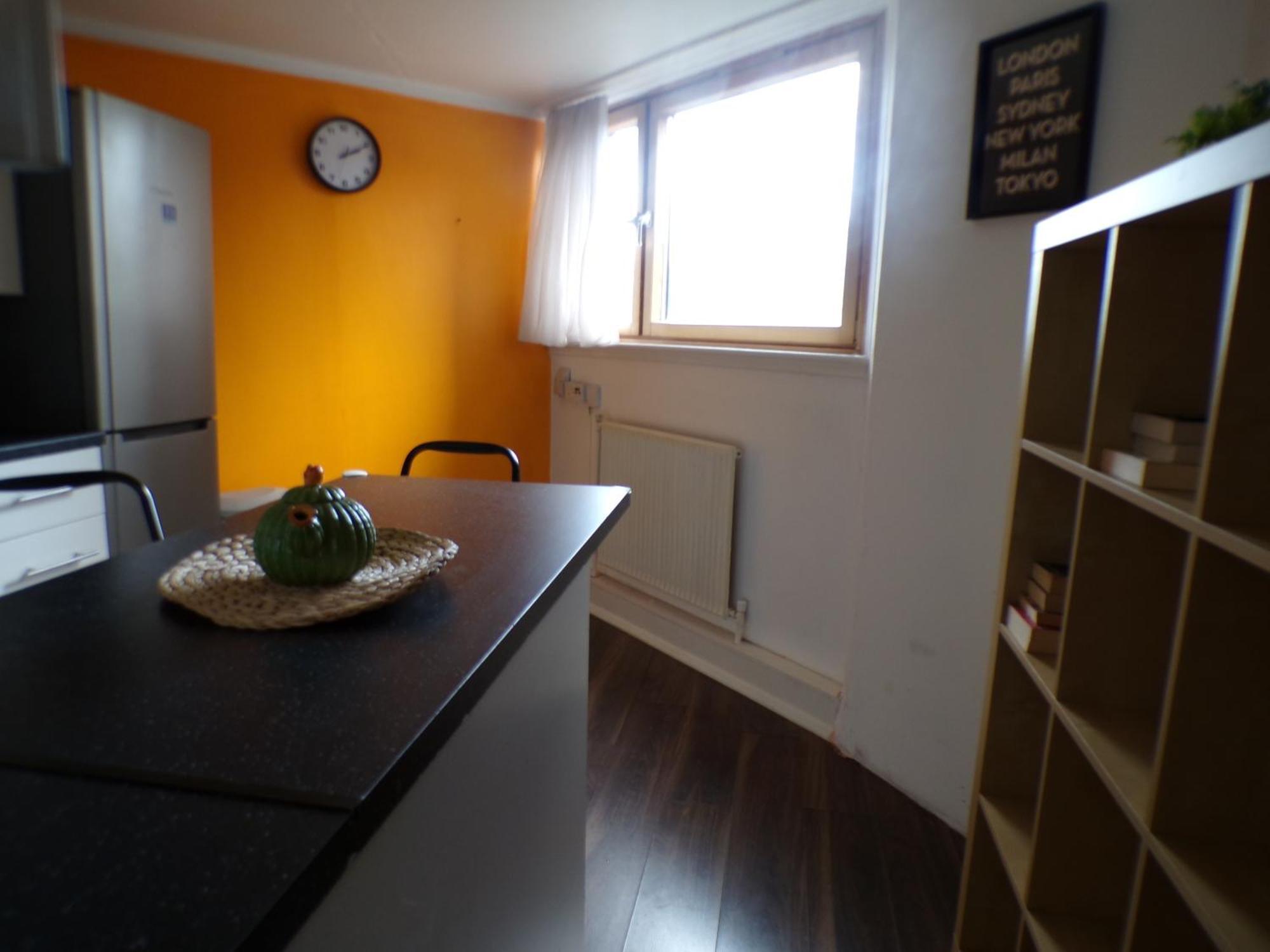 Appartement Chelsea Orange Sleeps10-petsok-parking *
