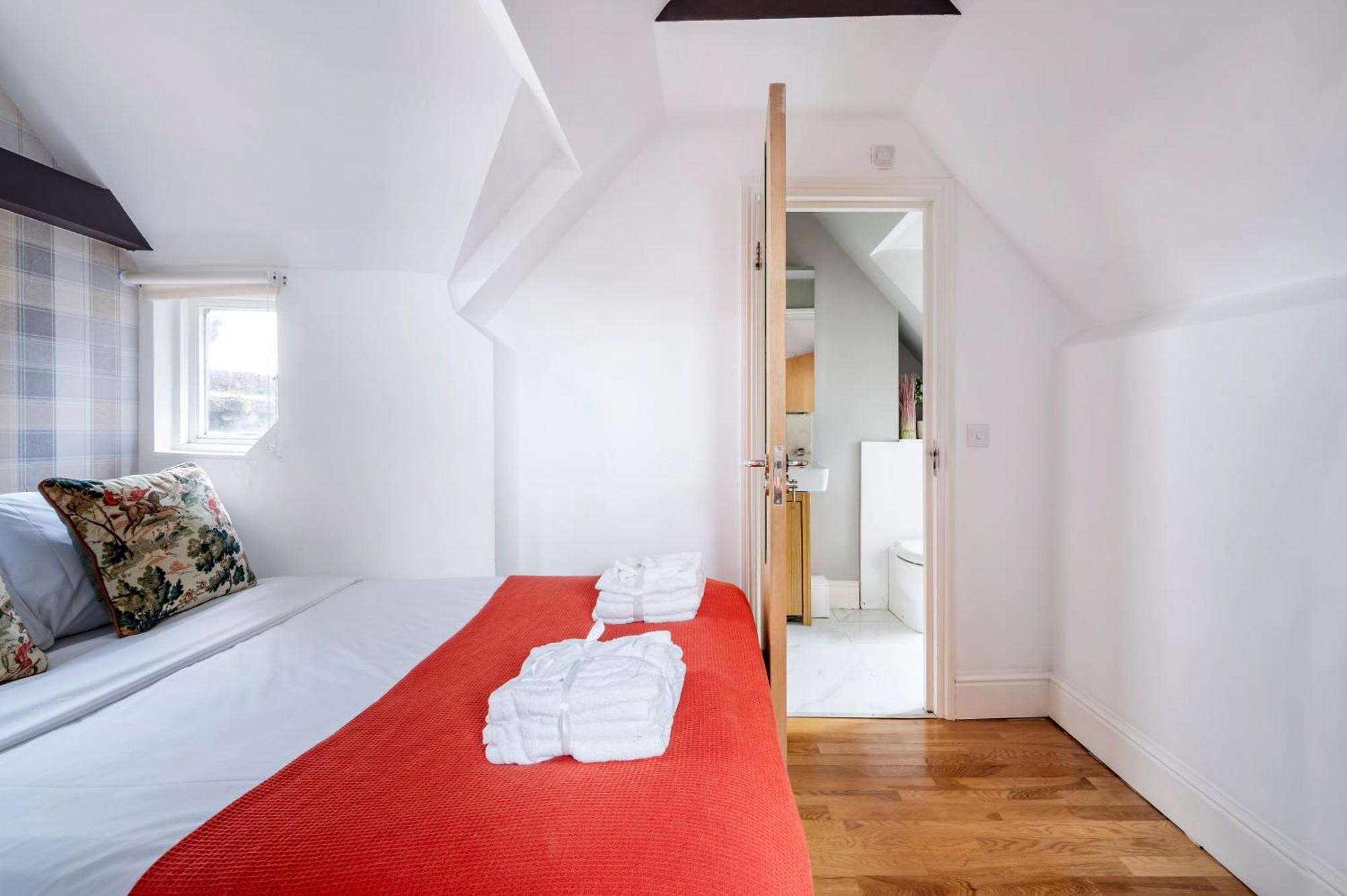 Sunny Loft In Center Of Londres