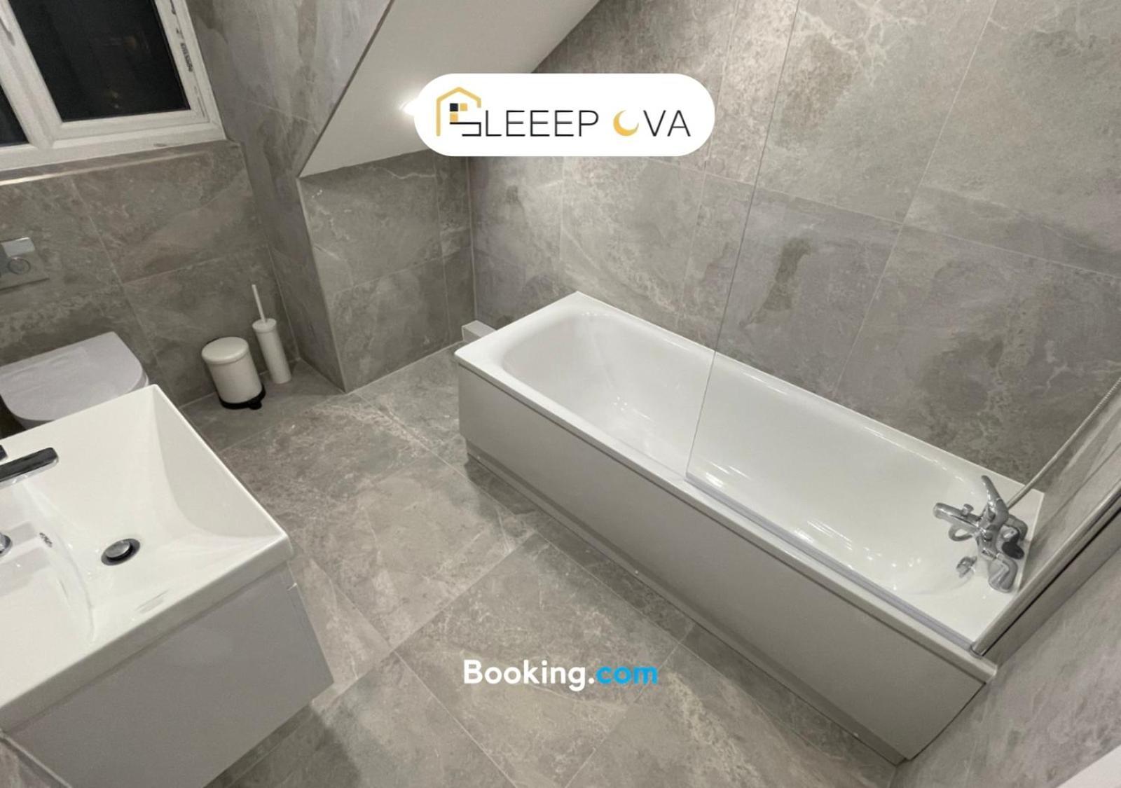 Last-minute Reserve L Premium Deals L Luxury & Modern 1 Bedroom 5plus Guests Couples Families Business Sleepova Short Lets & Serviced *