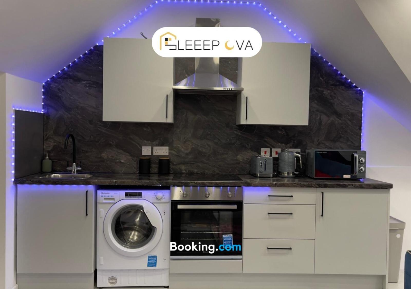 Last-minute Reserve L Premium Deals L Luxury & Modern 1 Bedroom 5plus Guests Couples Families Business Sleepova Short Lets & Serviced Appartement *