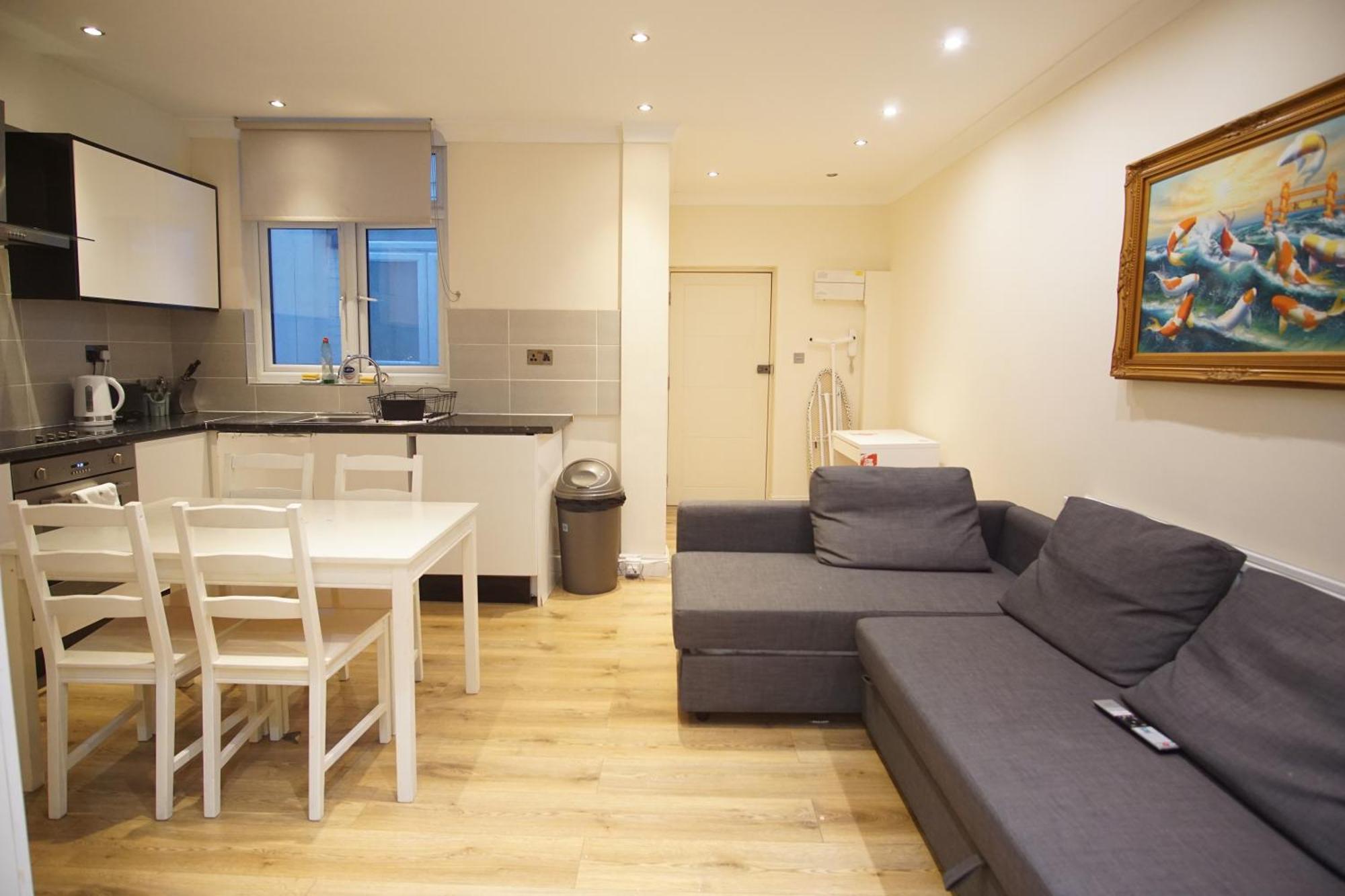 Evergreen Apartments, Flat 3, Londen