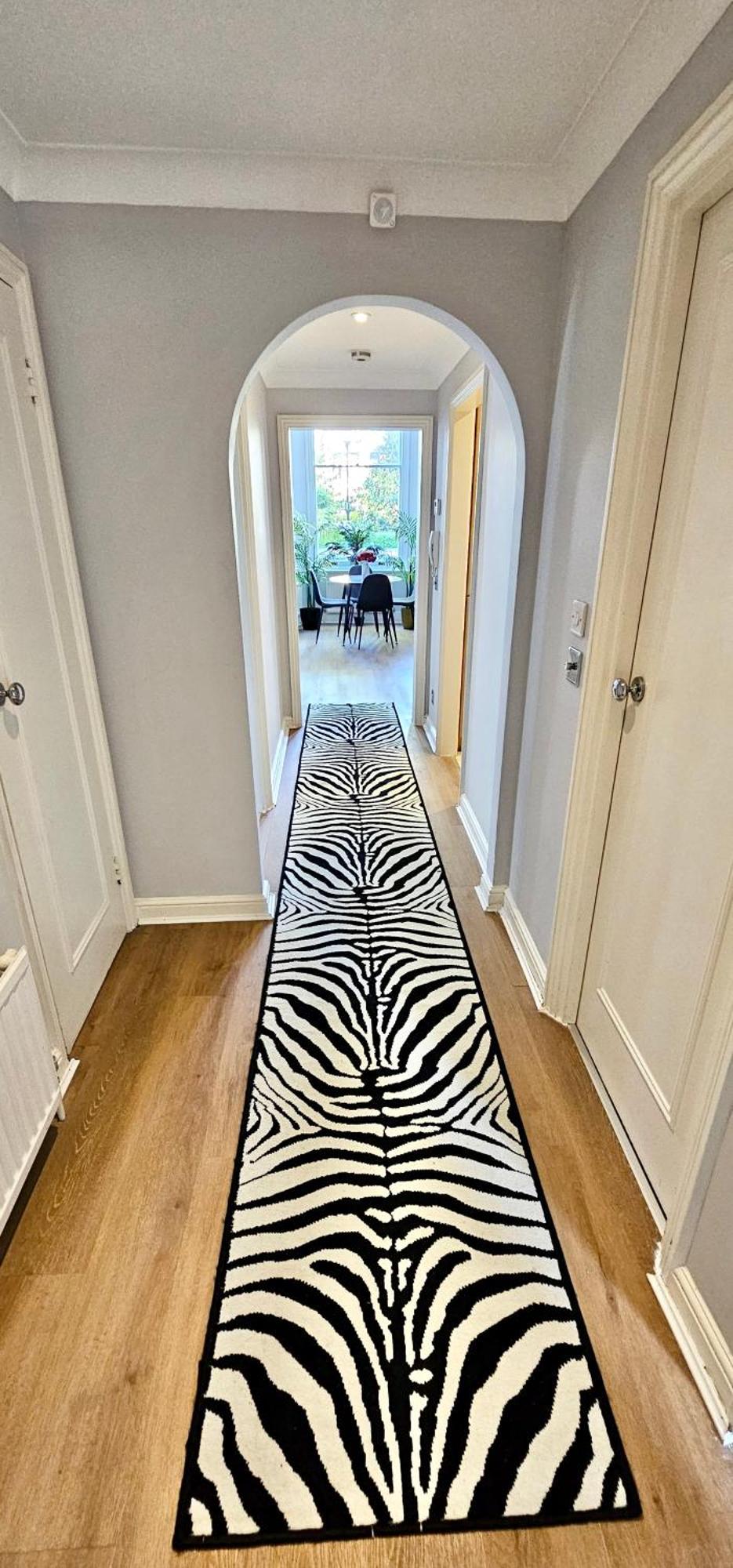 Kensington 2Bed Stucco Bright Large High Ceilings - Luxurylondonstays *