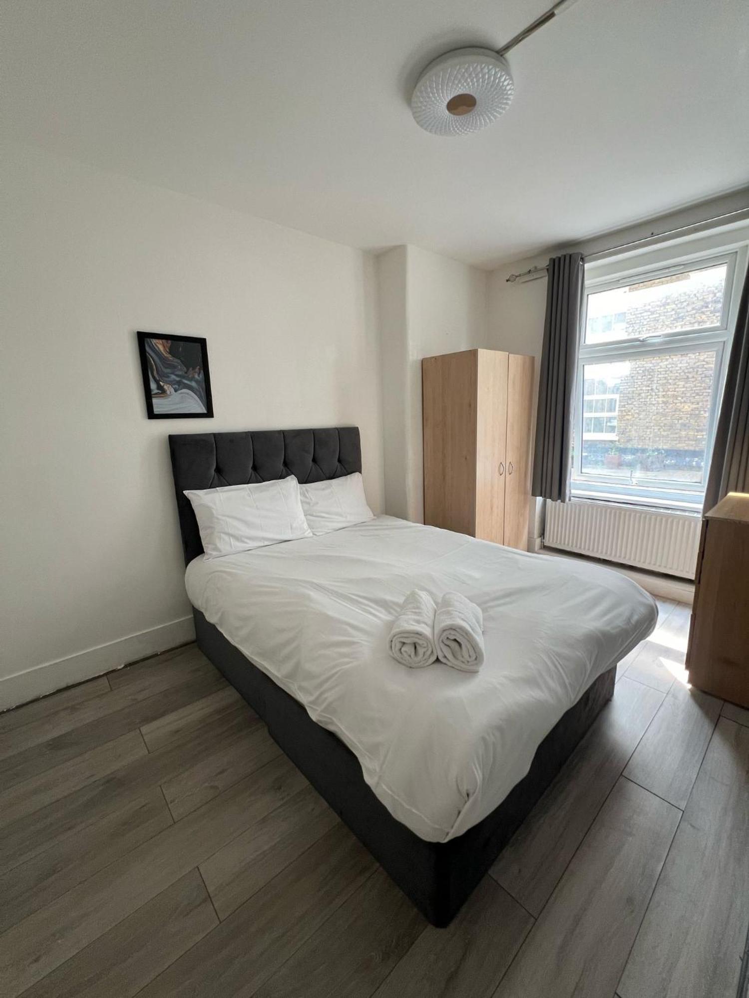 Lovely Ground Floor Miles Apartamento