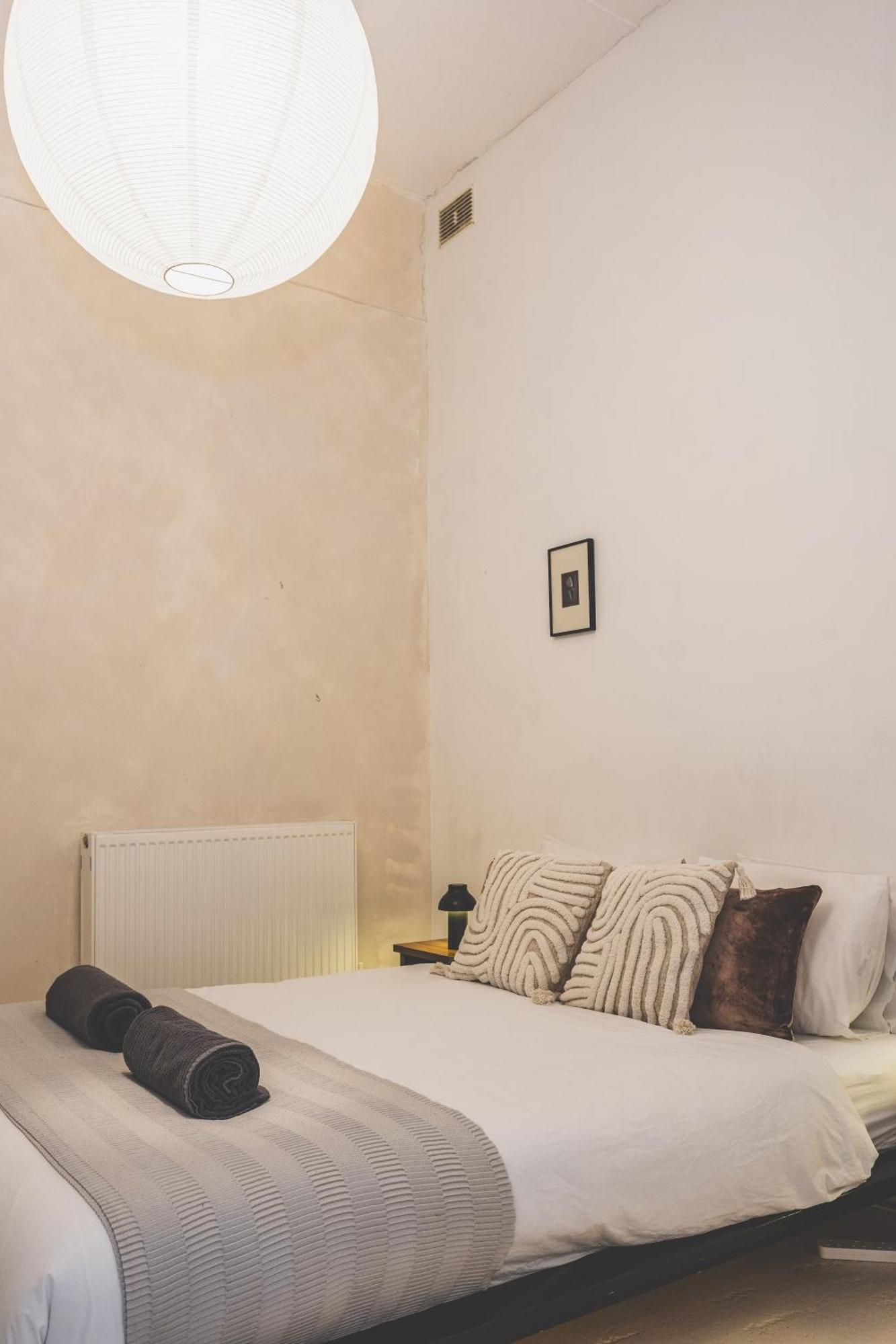 Bright & Spacious 2br Flat, Great Transport Links Appartement Londres