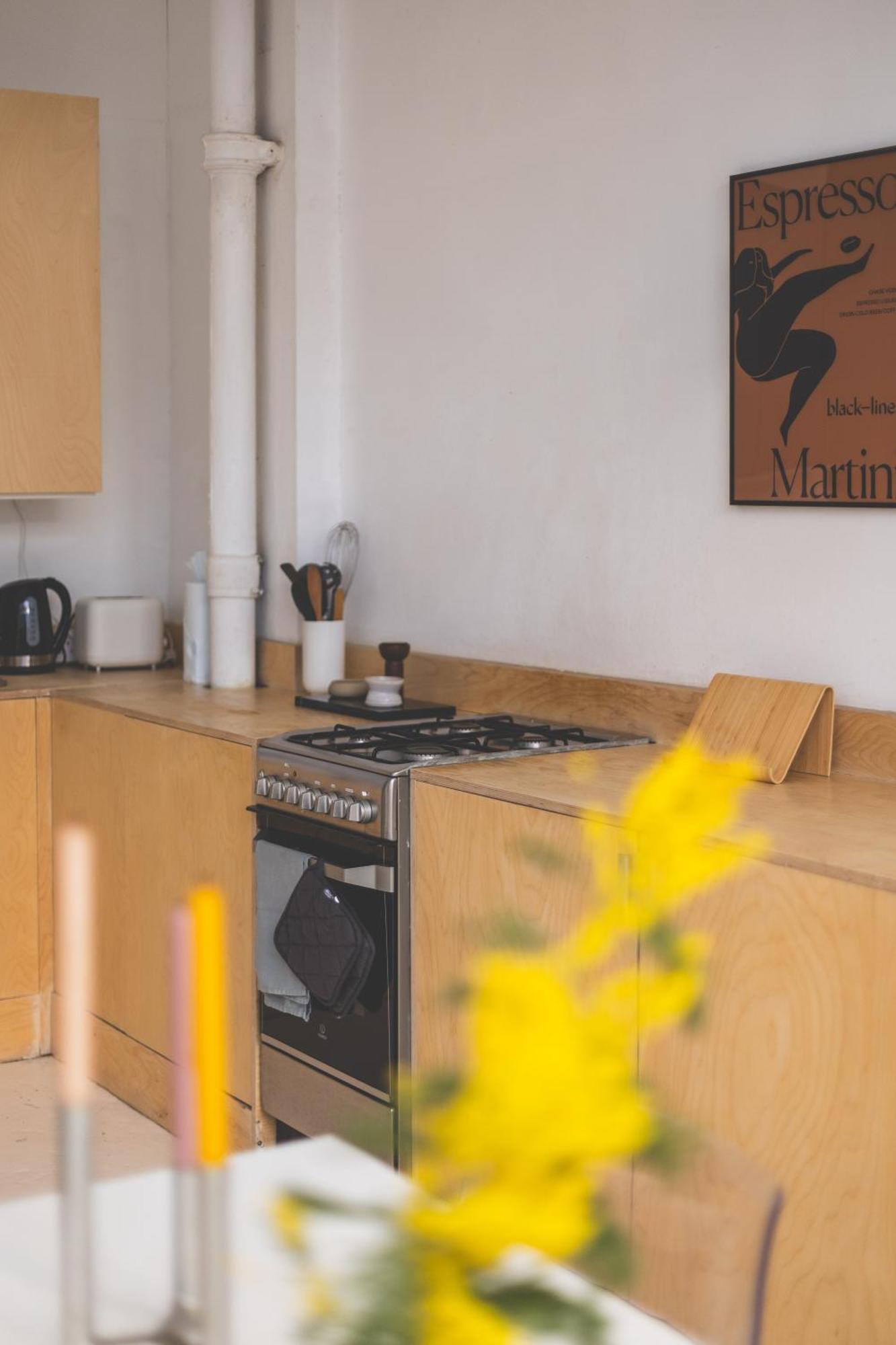 Bright & Spacious 2br Flat, Great Transport Links Londres