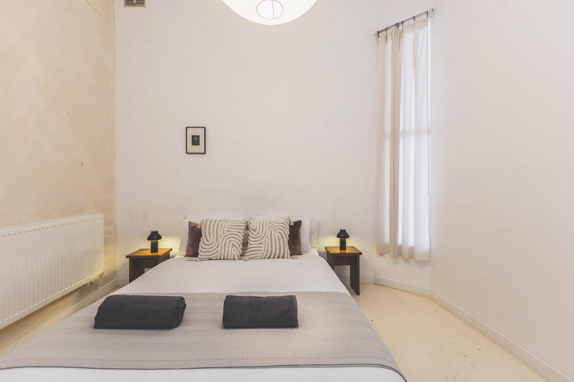 Bright & Spacious 2br Flat, Great Transport Links Appartement Londres