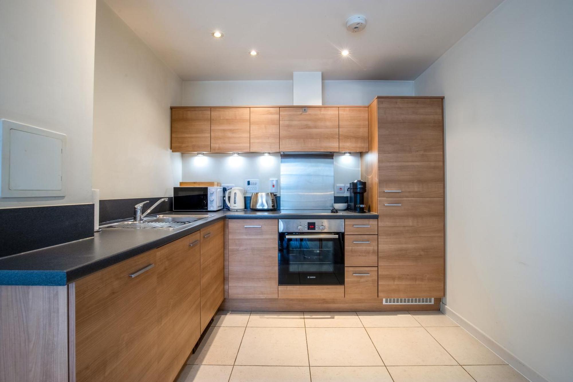 Apartamento Londwell, & Limehouse Balcony - Views *