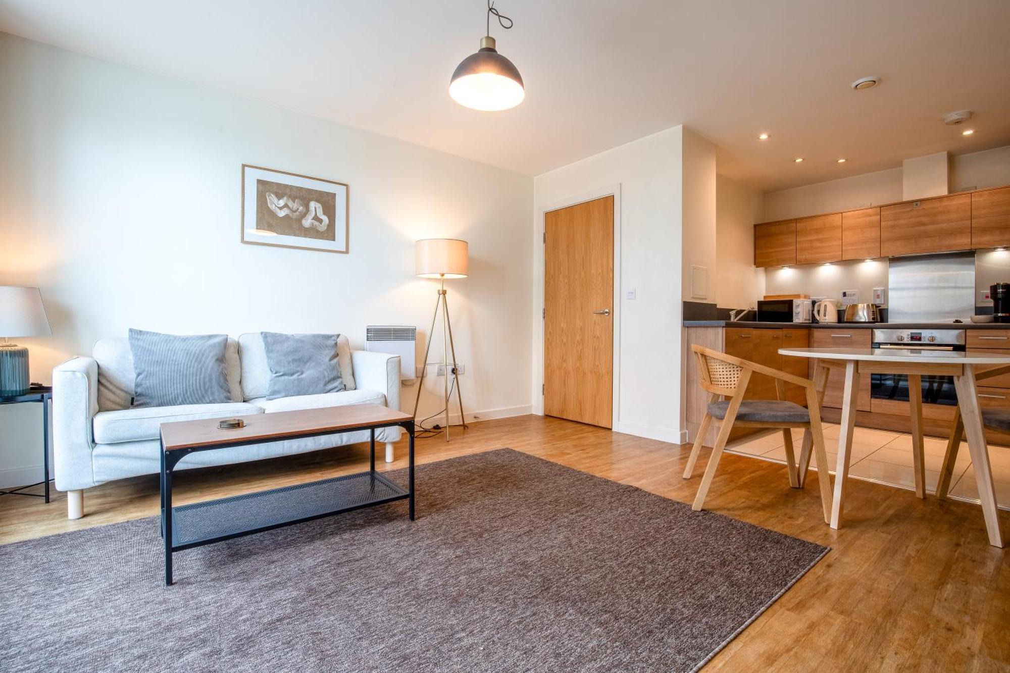 Apartamento Londwell, & Limehouse Balcony Flat - Skyline Views Londres