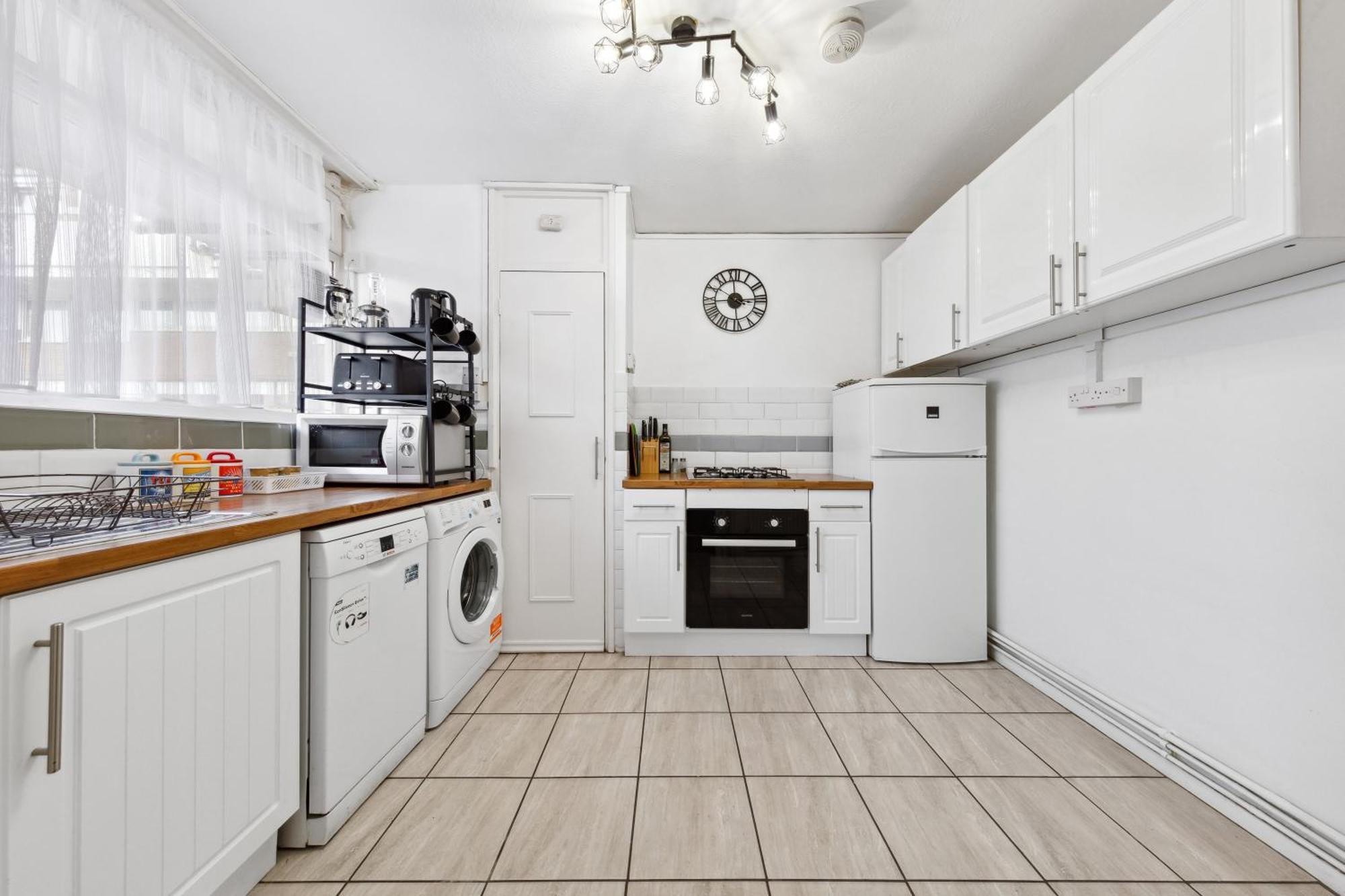 Apartamento Spacious 3-bed Near Shoreditch With Parking
