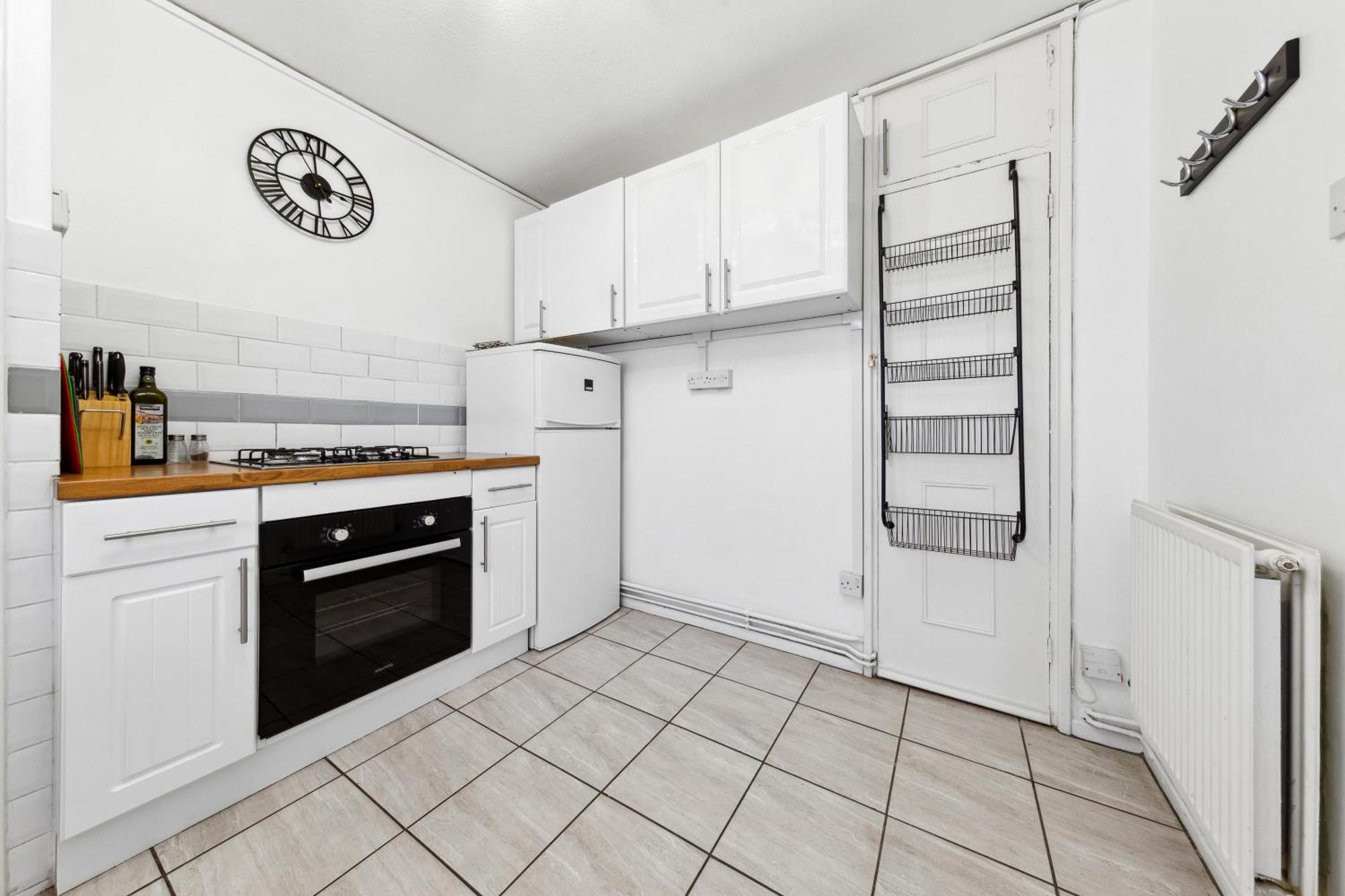 Spacious 3-bed Near Shoreditch With Parking Apartamento